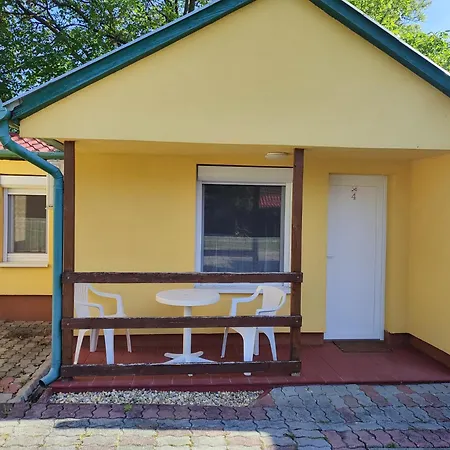 Estike Apartment Tiszafured
