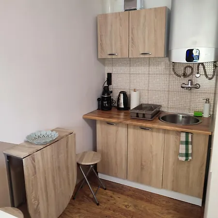 Estike Apartment *